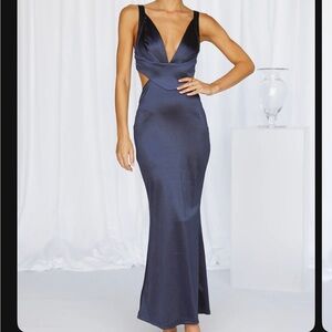 I did put a stitch in the straps so the don’t slide when wearing (satin)